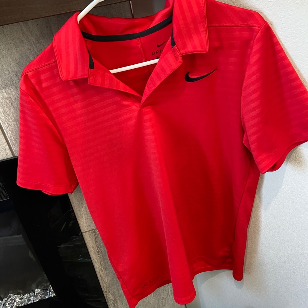 Nike dri-fit size S red on red strip golf shirt